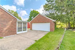 188 Saratoga Ave NW, Canton, OH 44708 - Photo 4