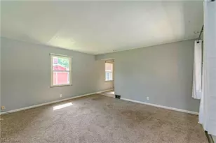 188 Saratoga Ave NW, Canton, OH 44708 - Photo 6