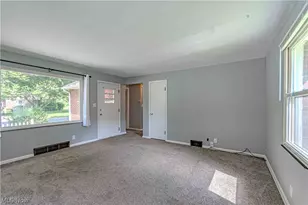 188 Saratoga Ave NW, Canton, OH 44708 - Photo 8
