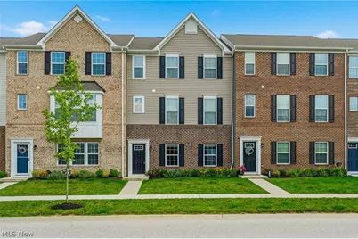 1666 N Eckert Lane, Akron, OH 44313 - Photo 2