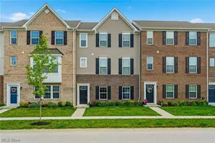 1666 N Eckert Ln, Akron, OH 44313 - Photo 1