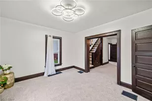 244 N Park Ave, Alliance, OH 44601 - Photo 8