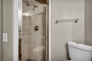 446 E Washington St, Medina, OH 44256 - Photo 24