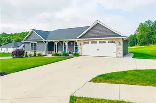 131 Sarah Ln, Millersburg, OH 44654 - Photo 2
