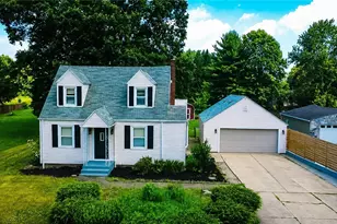102 W Howe Rd, Tallmadge, OH 44278 - Photo 1