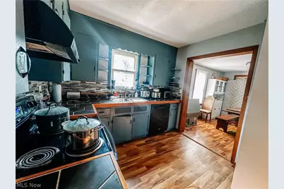 102 W Howe Road, Tallmadge, OH 44278 - Photo 14