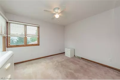 1900 Lillian Road, Stow, OH 44224 - Photo 16