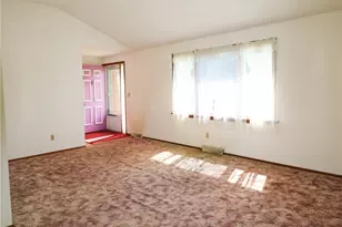 815 W Shore Blvd, Sheffield Lake, OH 44054 - Photo 2