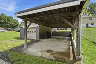 1329 Race St, Zanesville, OH 43701 - Photo 24