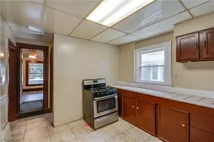 926 Work Dr, Akron, OH 44320 - Photo 10