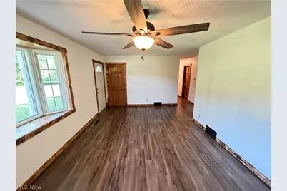 9754 Stonecreek Road, Newcomerstown, OH 43832 - Photo 10