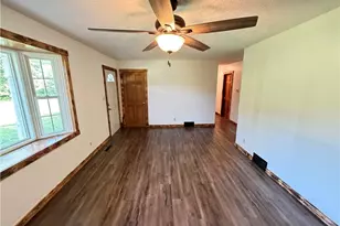 9754 Stonecreek Rd, Newcomerstown, OH 43832 - Photo 10