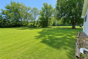 9754 Stonecreek Rd, Newcomerstown, OH 43832 - Photo 6