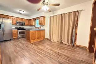 9754 Stonecreek Rd, Newcomerstown, OH 43832 - Photo 14