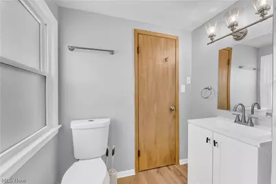30021 Robert Street, Wickliffe, OH 44092 - Photo 16