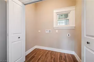 1376 Gladys Ave, Oakwood, OH 44107 - Photo 24