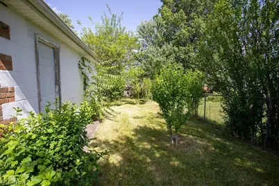 415 N Hartford Avenue, Youngstown, OH 44509 - Photo 6