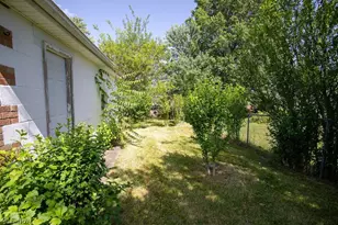 415 N Hartford Ave, Youngstown, OH 44509 - Photo 6