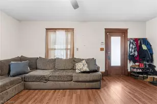 2240 12th St SW, Akron, OH 44314 - Photo 6