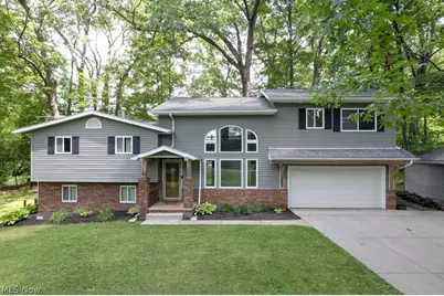 2045 Howard Street NE, Hartville, OH 44632 - Photo 1