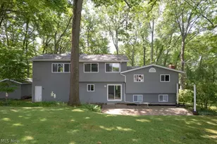 2045 Howard St NE, Hartville, OH 44632 - Photo 38