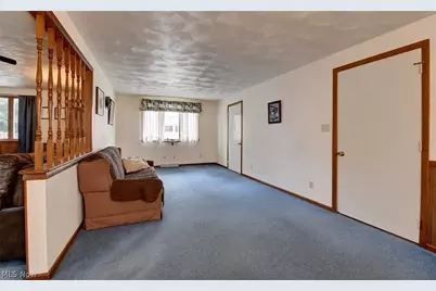 1022 Logan Avenue NW, New Philadelphia, OH 44663 - Photo 8