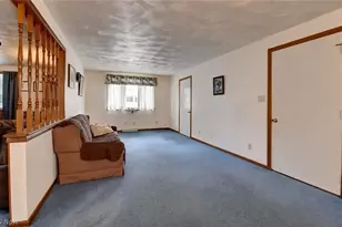 1022 Logan Ave NW, New Philadelphia, OH 44663 - Photo 8