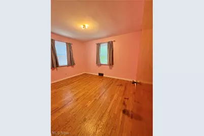518 Vince Avenue NW, Canton, OH 44708 - Photo 8