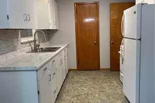 518 Vince Ave NW, Canton, OH 44708 - Photo 2