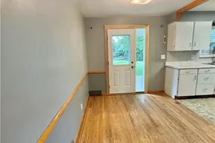 518 Vince Ave NW, Canton, OH 44708 - Photo 4