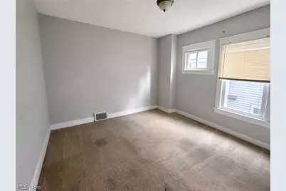 9404 Willard Avenue, Loveland, OH 44102 - Photo 10