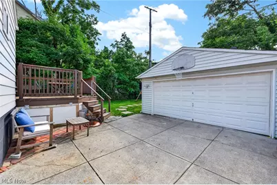 1462 Wyandotte Avenue, Oakwood, OH 44107 - Photo 24