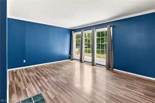 29061 W Willowick Dr, Willowick, OH 44095 - Photo 6