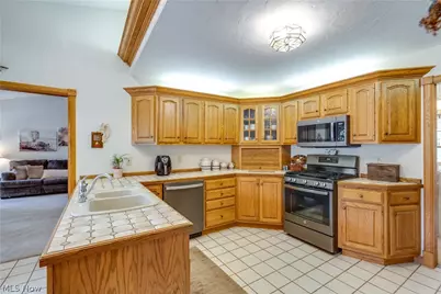 2785 Brady Lake, Ravenna, OH 44266 - Photo 24