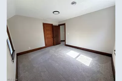 930 Exchange Street, Vermilion, OH 44089 - Photo 18
