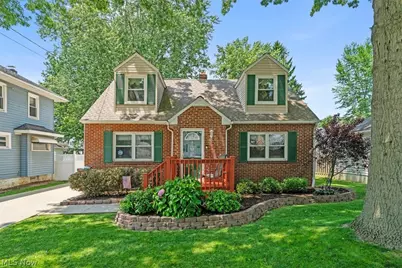 1872 19th Street, Cuyahoga Falls, OH 44223 - Photo 1