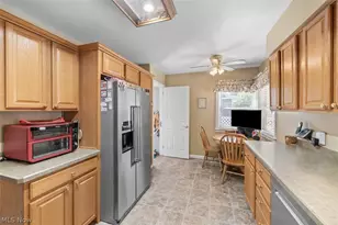 1872 19th St, Cuyahoga Falls, OH 44223 - Photo 12