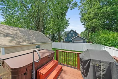 1872 19th Street, Cuyahoga Falls, OH 44223 - Photo 40