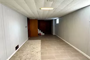 757 Elm St, Coshocton, OH 43812 - Photo 16