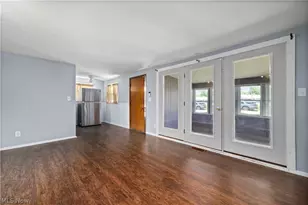 2886 Grant St, Lorain, OH 44052 - Photo 6
