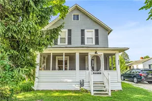 422 W Smith Rd, Medina, OH 44256 - Photo 2