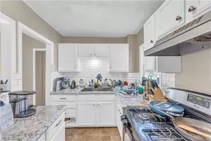 422 W Smith Rd, Medina, OH 44256 - Photo 8
