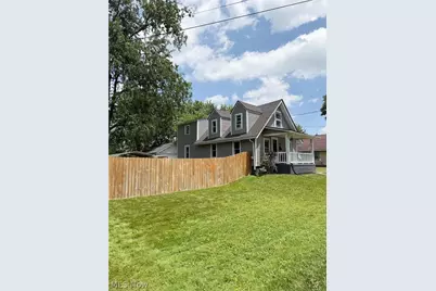 1521 24th Street NE, Canton, OH 44714 - Photo 1