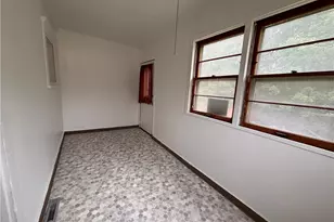 689 Brown St, Akron, OH 44311 - Photo 6