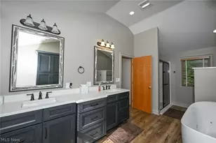 10953 Ambler Ln, Mantua, OH 44255 - Photo 12