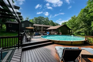 10953 Ambler Ln, Mantua, OH 44255 - Photo 2