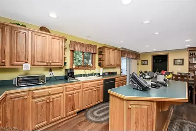 10953 Ambler Lane, Mantua, OH 44255 - Photo 8