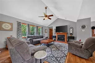 2505 Footville-Richmond Rd E, Jefferson, OH 44047 - Photo 2