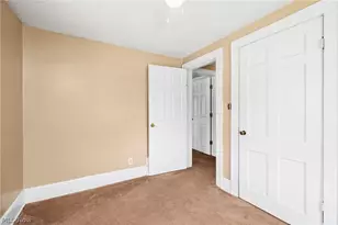 33 Pfeiffer Ave, Akron, OH 44312 - Photo 22