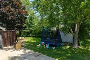 33 Pfeiffer Ave, Akron, OH 44312 - Photo 4